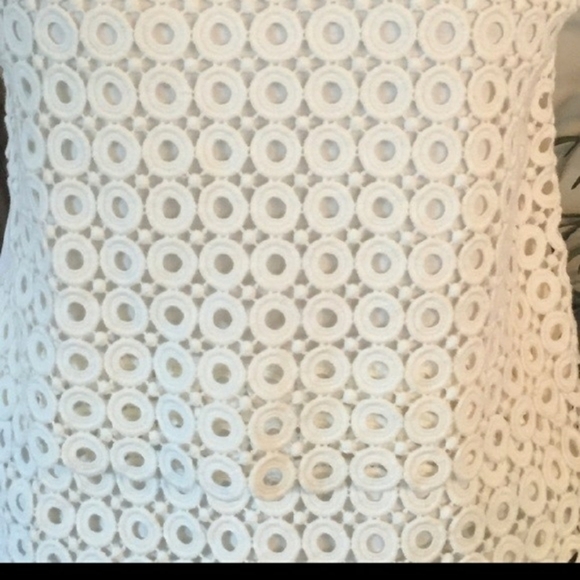 J. Crew White Circle Lace Top 3/4 Sleeve Shirt - Picture 5 of 6